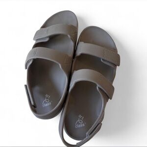 Art Class Women’s Gray Sandals